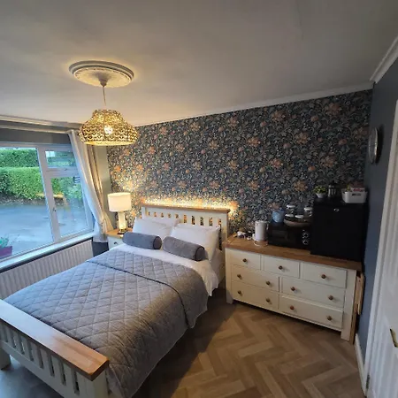 Salmon Island View ホームステイ Dromineer