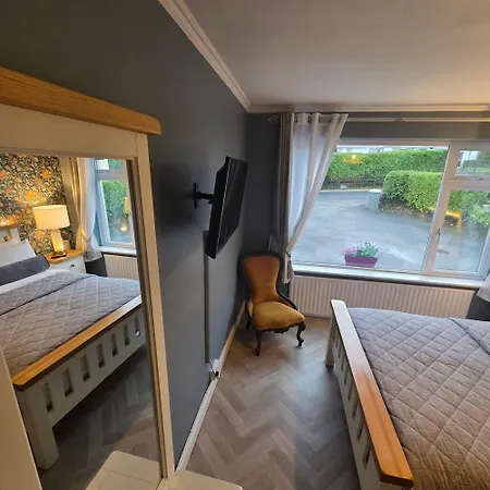 בית אירוח Salmon Island View