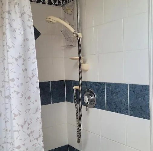 Salmon Island View * Dromineer