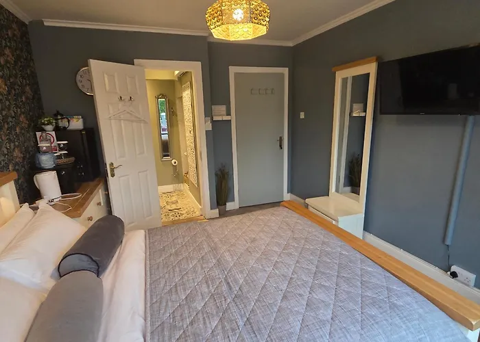 Salmon Island View *